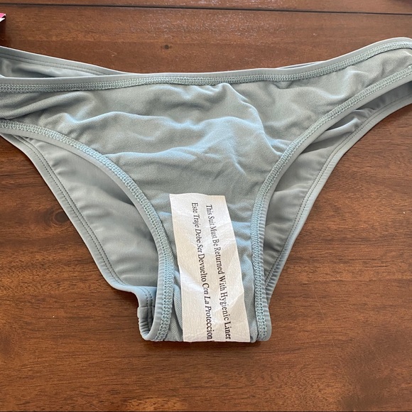 🌞Ruched Back Cheeky Bikini Bottom Green - Picture 6 of 8